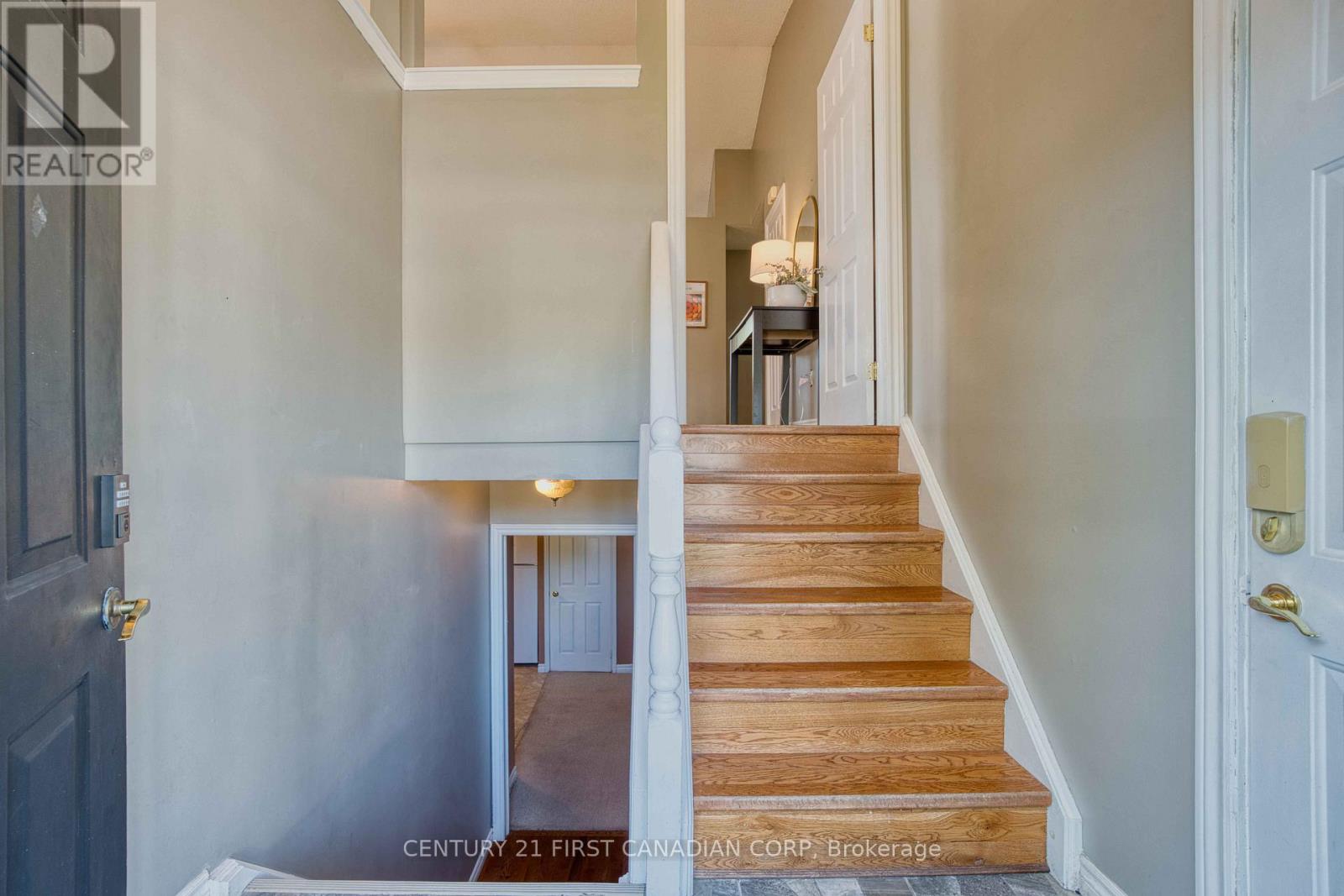 581 Forest Creek Place, London East (East A), Ontario  N5Y 5T7 - Photo 3 - X12454144