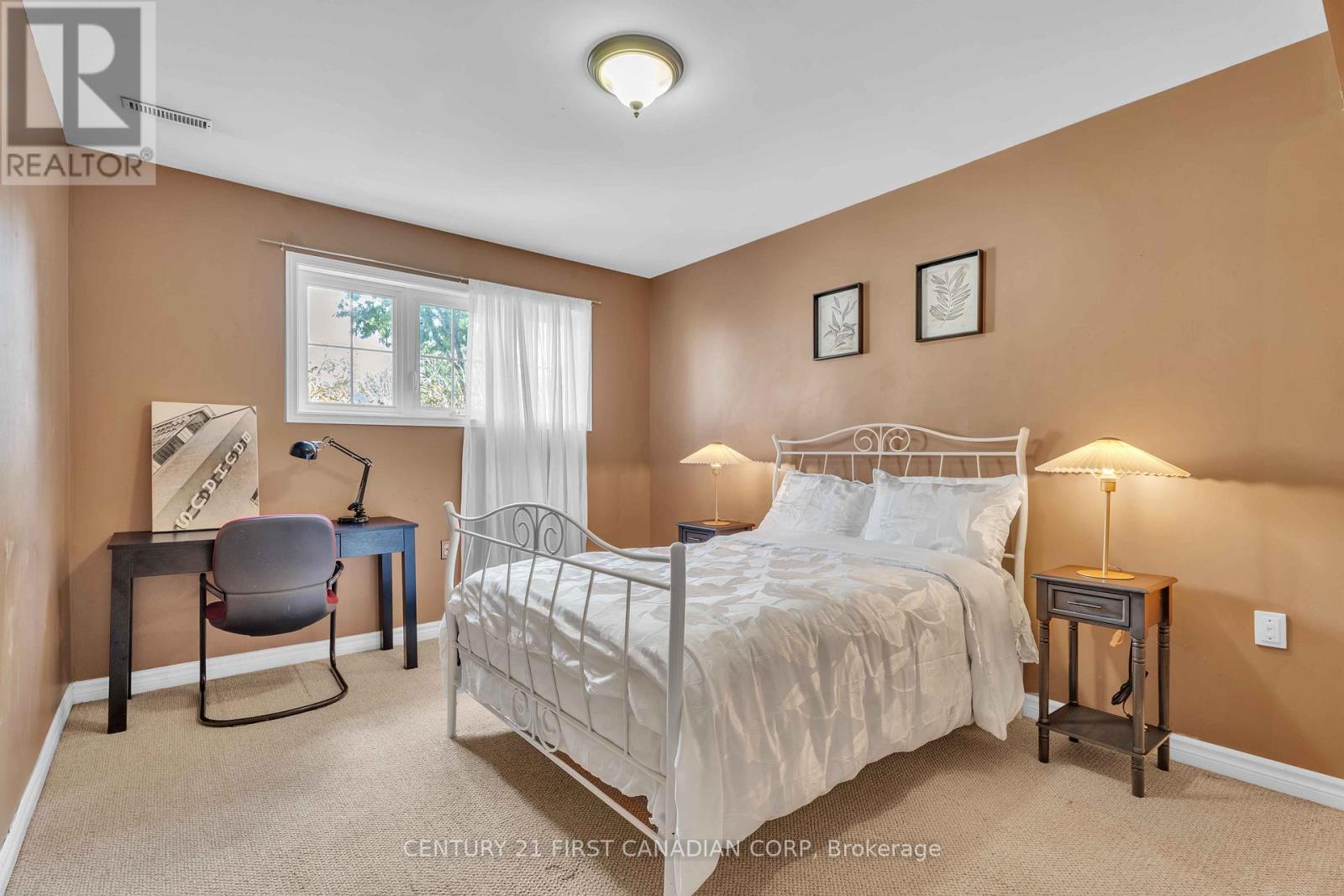 581 Forest Creek Place, London East (East A), Ontario  N5Y 5T7 - Photo 34 - X12454144