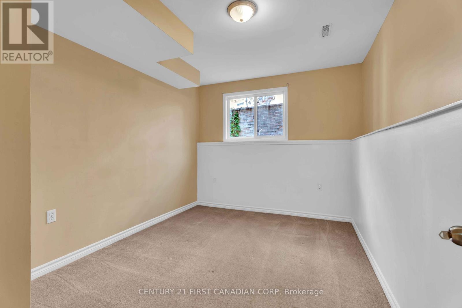 581 Forest Creek Place, London East (East A), Ontario  N5Y 5T7 - Photo 36 - X12454144