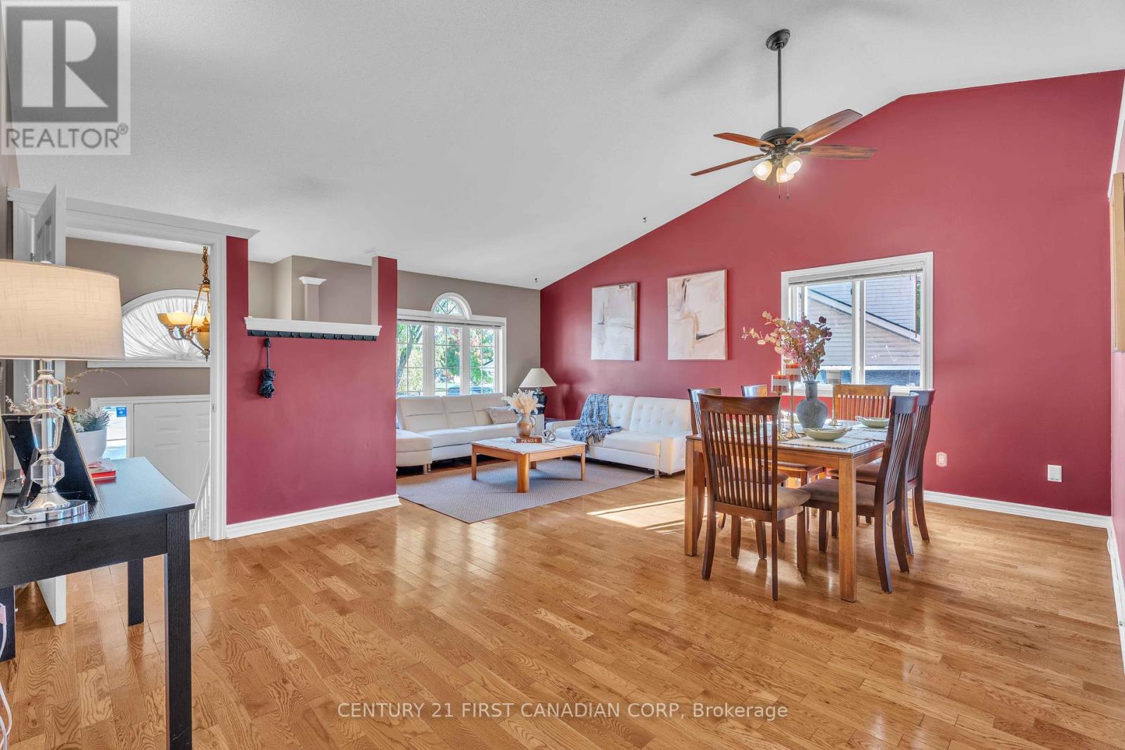 581 Forest Creek Place, London East (East A), Ontario  N5Y 5T7 - Photo 6 - X12454144