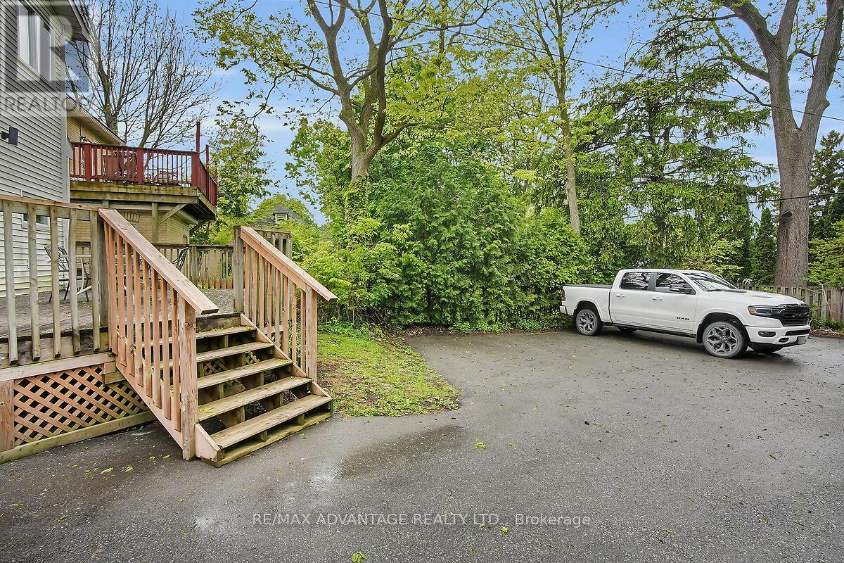 252 Cheapside Street, London East (East B), Ontario  N6A 2A1 - Photo 33 - X12454152
