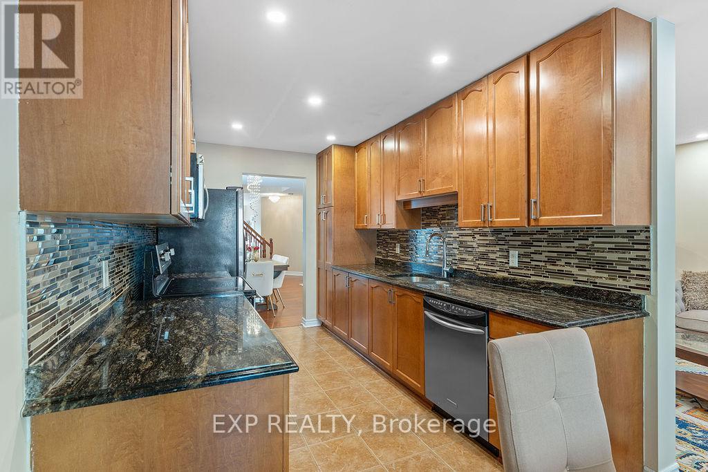 4085 Kelly Farm Drive, Ottawa, Ontario  K1T 4J3 - Photo 23 - X12454150