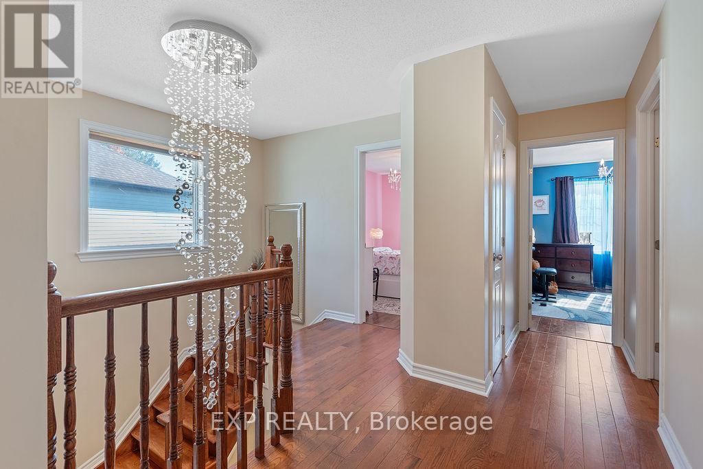 4085 Kelly Farm Drive, Ottawa, Ontario  K1T 4J3 - Photo 27 - X12454150