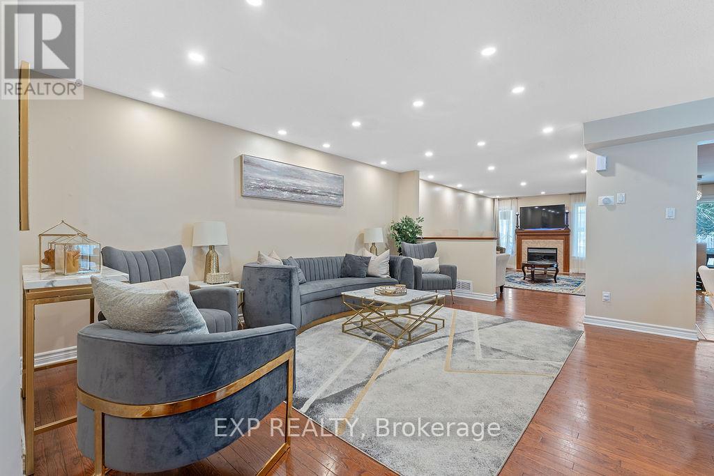 4085 Kelly Farm Drive, Ottawa, Ontario  K1T 4J3 - Photo 6 - X12454150