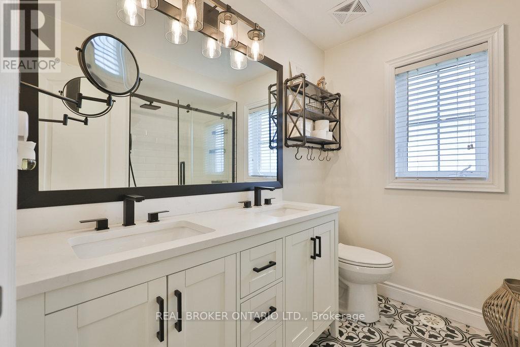 14 - 31 Hays Boulevard, Oakville, Ontario  L6H 0J1 - Photo 21 - W12453946