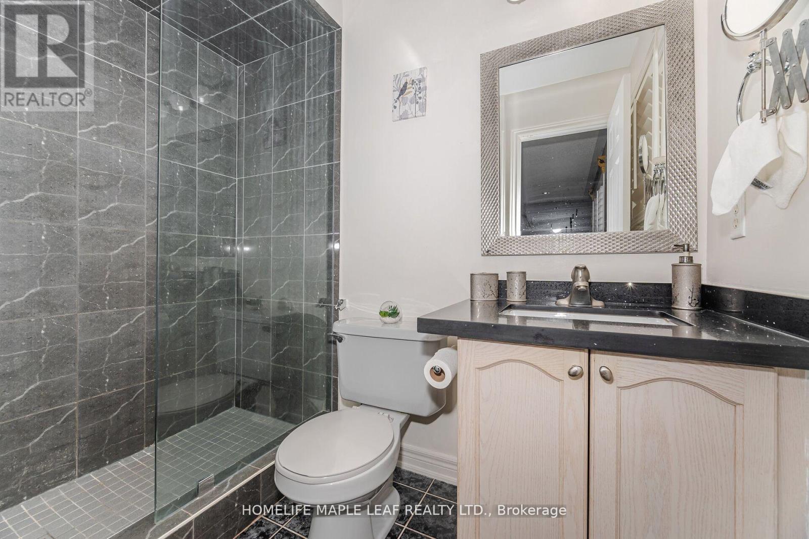 17 Eaglefield Gate, Brampton, Ontario  L7A 3S2 - Photo 31 - W12453952