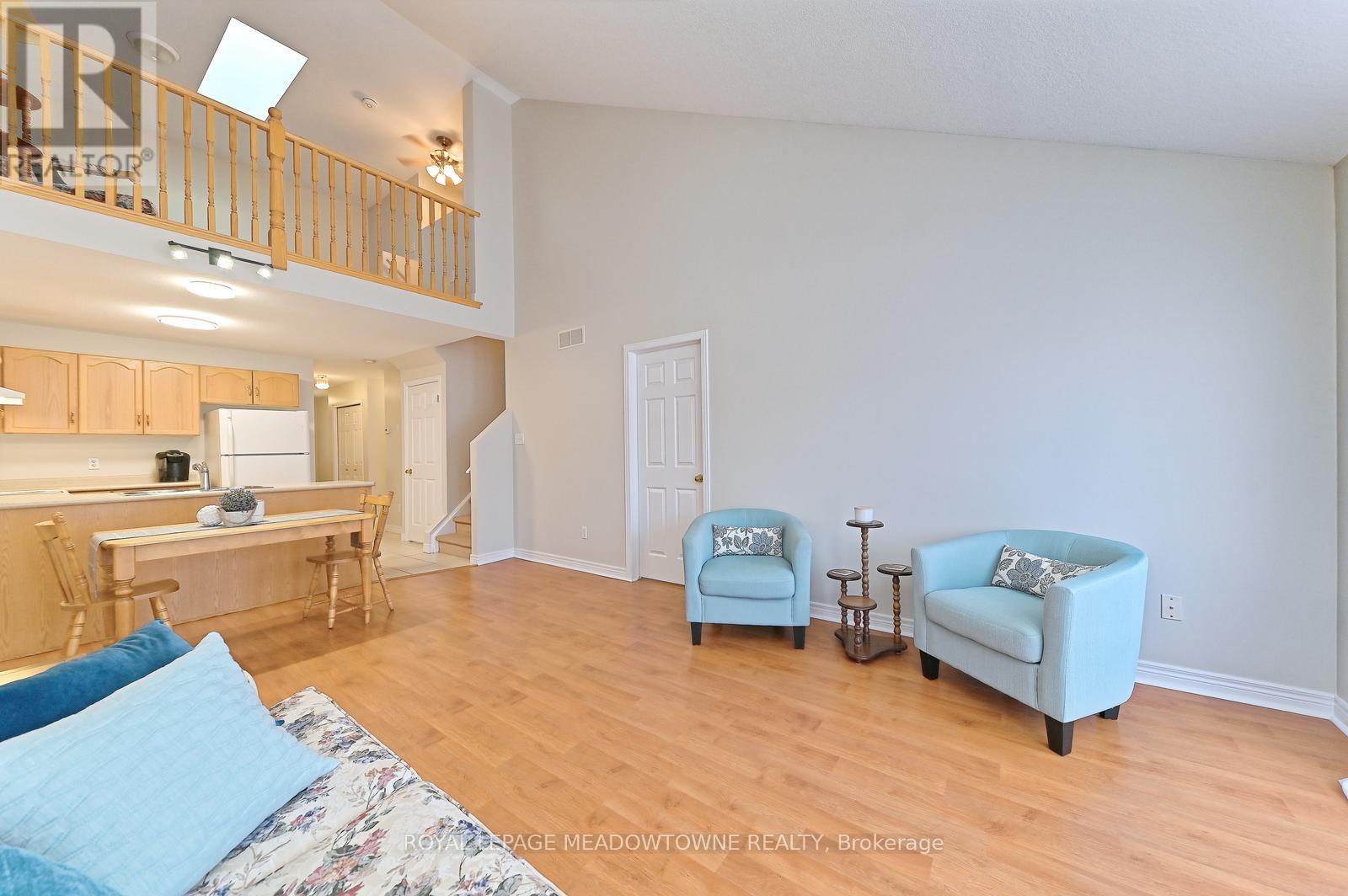 91 Doctor Moore Court, Halton Hills, Ontario  L7J 3A7 - Photo 15 - W12453954