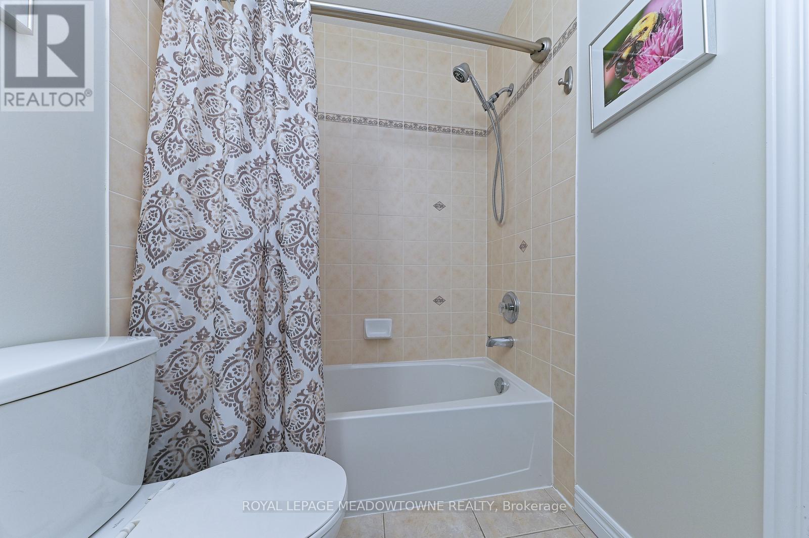 91 Doctor Moore Court, Halton Hills, Ontario  L7J 3A7 - Photo 23 - W12453954