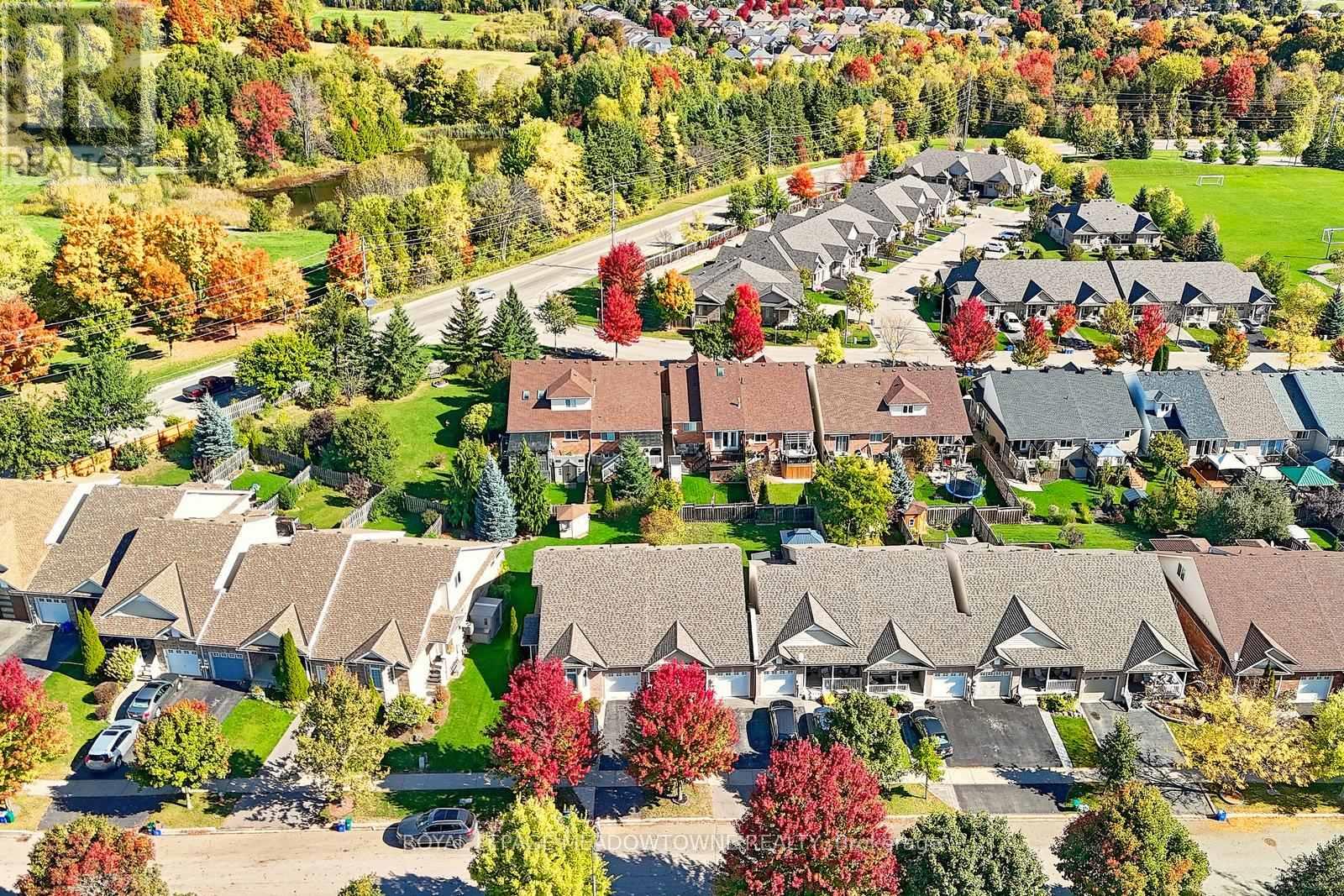 91 Doctor Moore Court, Halton Hills, Ontario  L7J 3A7 - Photo 31 - W12453954
