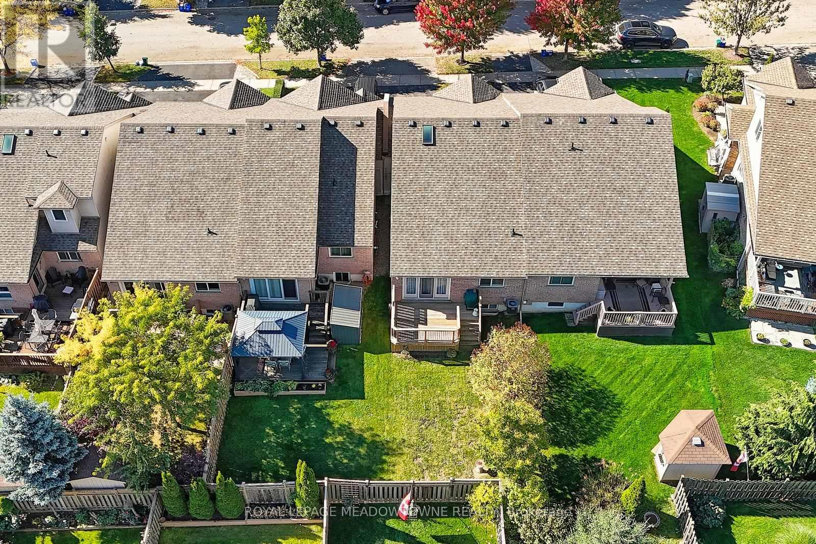 91 Doctor Moore Court, Halton Hills, Ontario  L7J 3A7 - Photo 33 - W12453954