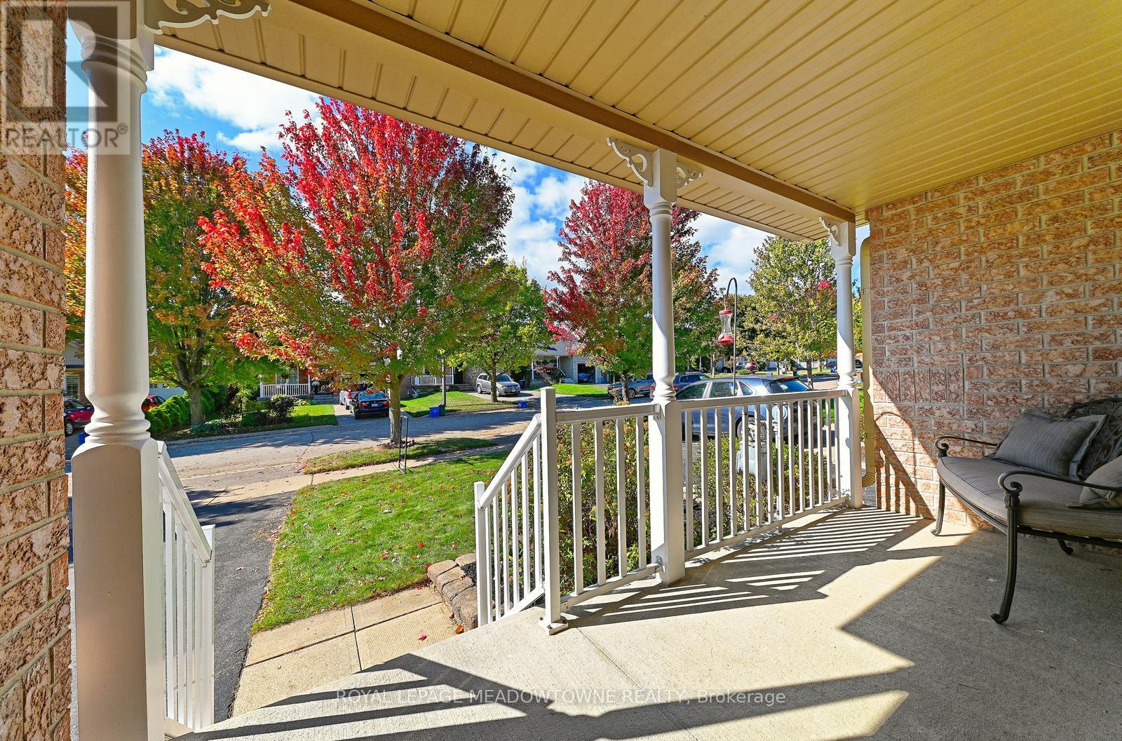 91 Doctor Moore Court, Halton Hills, Ontario  L7J 3A7 - Photo 40 - W12453954