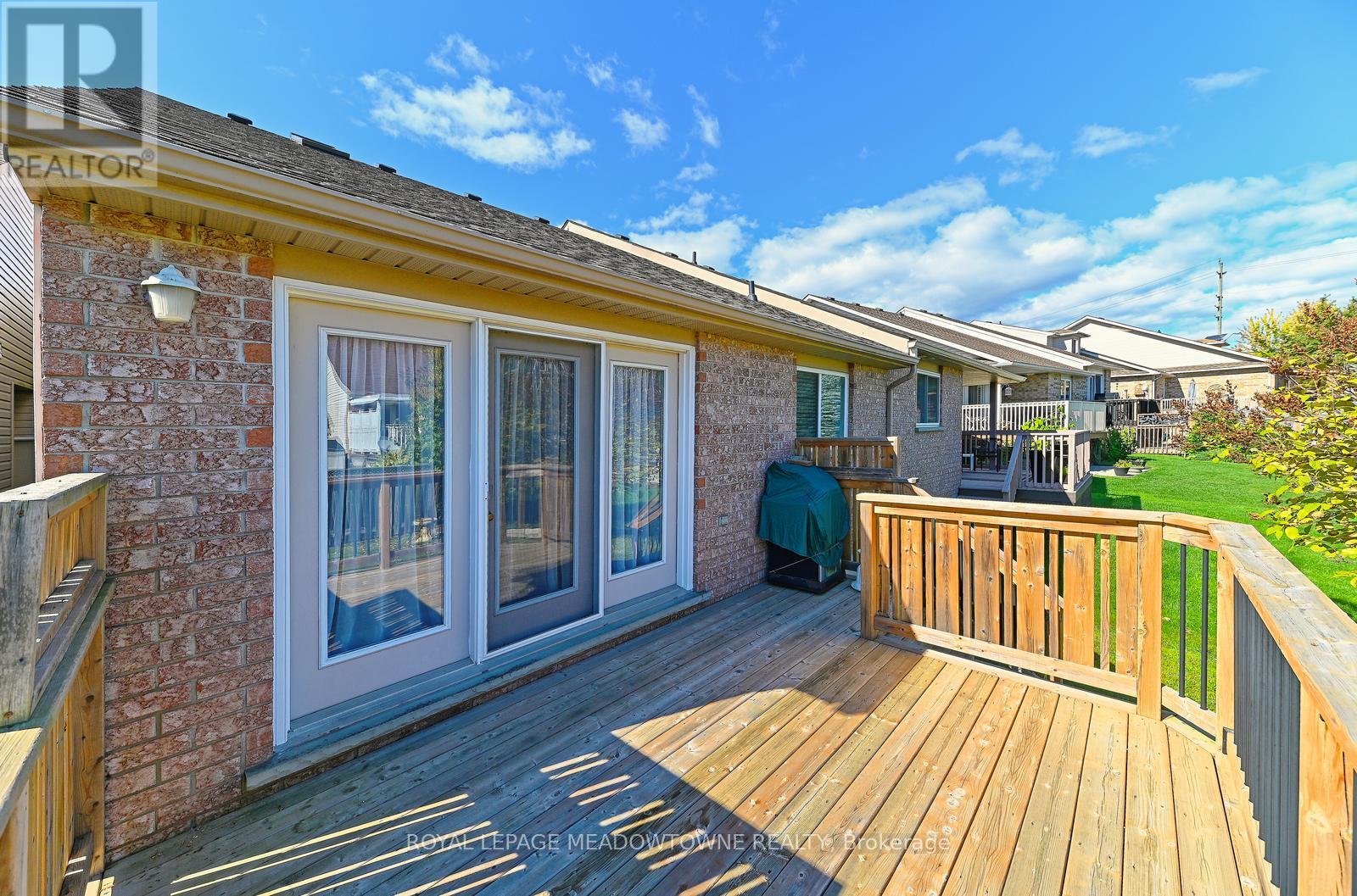 91 Doctor Moore Court, Halton Hills, Ontario  L7J 3A7 - Photo 46 - W12453954