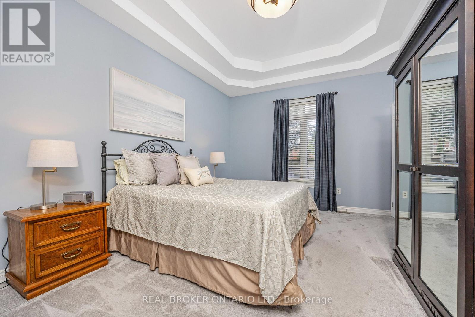 50 Garrison Square, Halton Hills, Ontario  L7G 0B9 - Photo 17 - W12453960