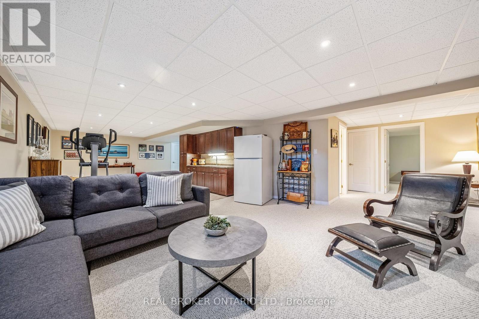 50 Garrison Square, Halton Hills, Ontario  L7G 0B9 - Photo 32 - W12453960