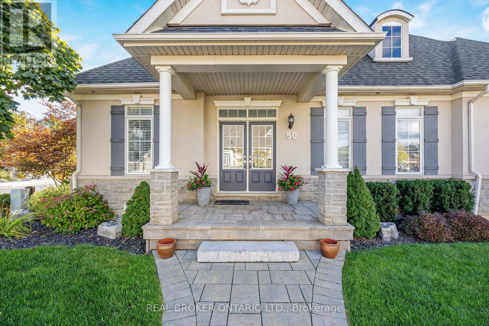 50 Garrison Square, Halton Hills, Ontario  L7G 0B9 - Photo 5 - W12453960