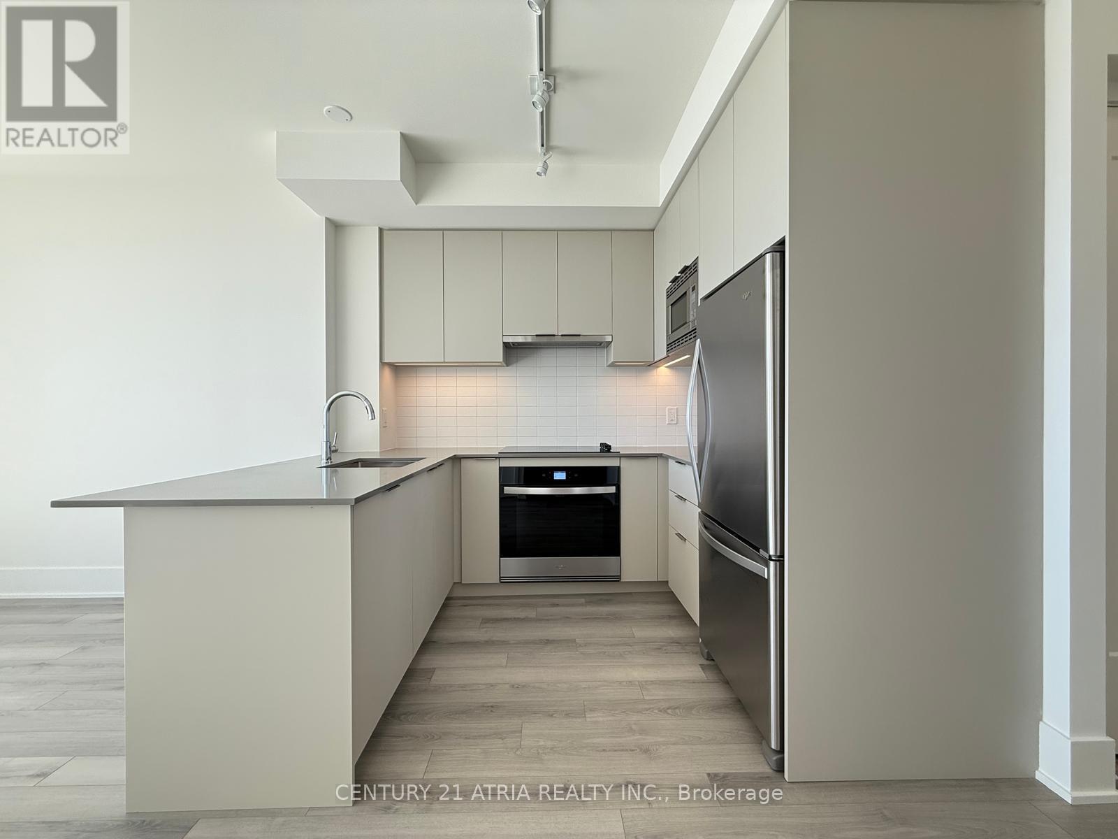 2001 - 3079 TRAFALGAR ROAD, Oakville, Ontario