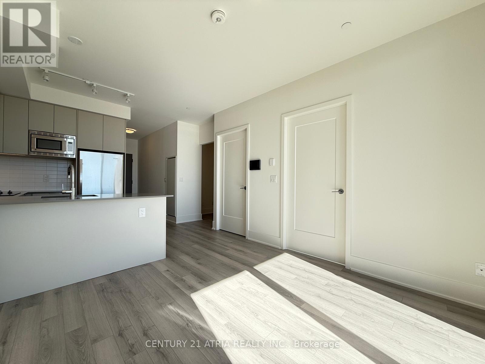 2001 - 3079 Trafalgar Road, Oakville, Ontario  L6H 7E3 - Photo 15 - W12453969