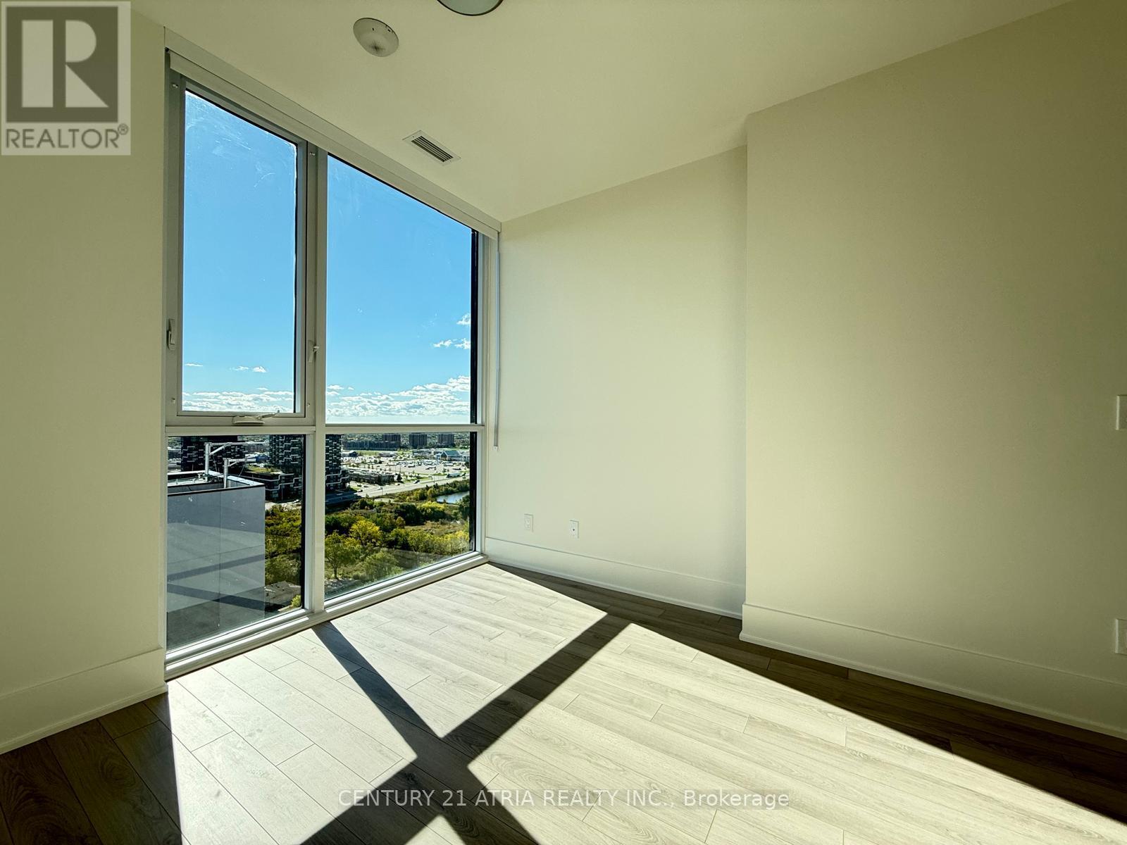 2001 - 3079 Trafalgar Road, Oakville, Ontario  L6H 7E3 - Photo 18 - W12453969