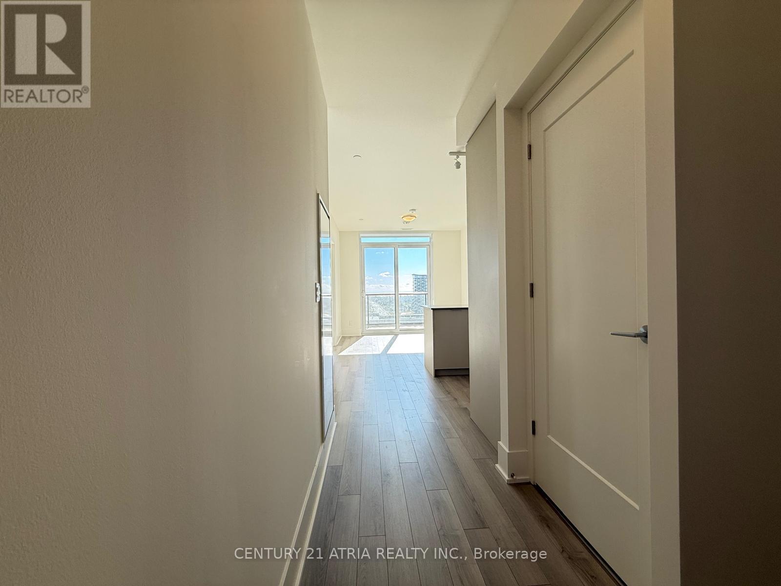 2001 - 3079 Trafalgar Road, Oakville, Ontario  L6H 7E3 - Photo 38 - W12453969