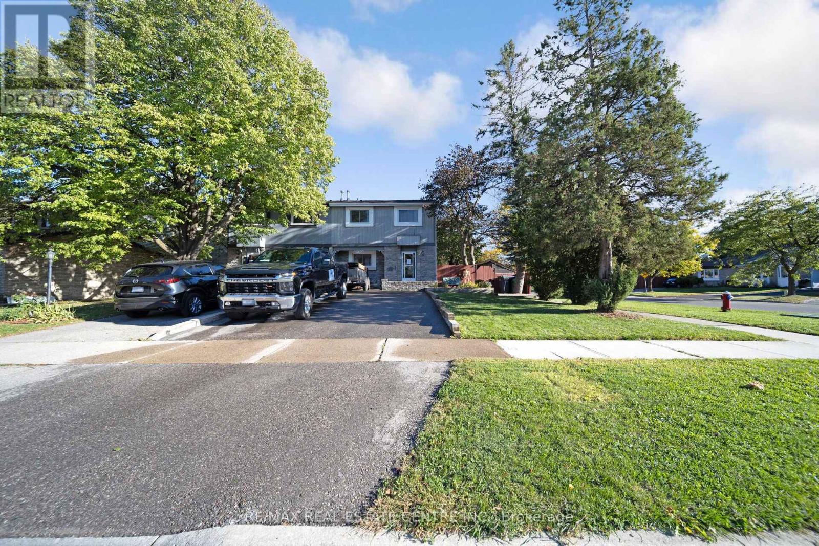 2 CHARTERS ROAD, Brampton, Ontario