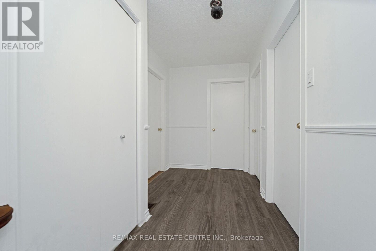 2 Charters Road, Brampton, Ontario  L6V 2S5 - Photo 31 - W12453979