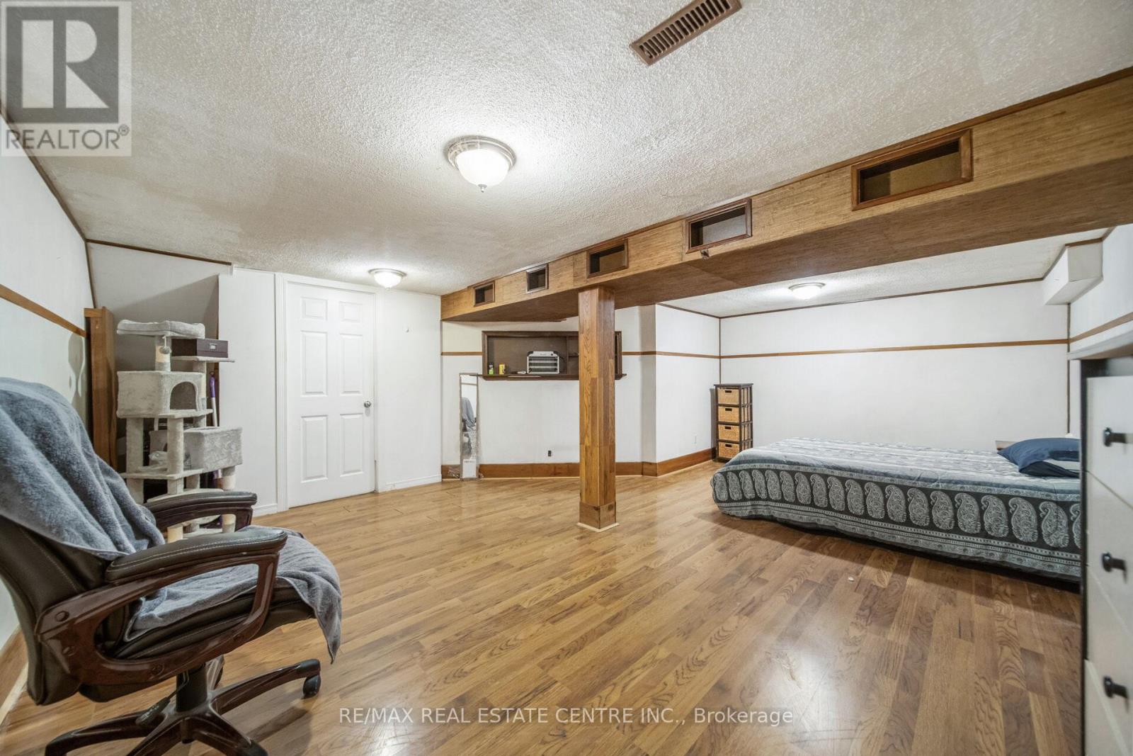 2 Charters Road, Brampton, Ontario  L6V 2S5 - Photo 41 - W12453979
