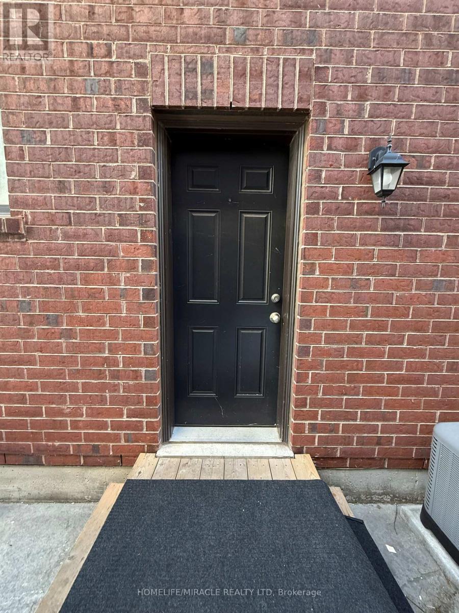 Bsmt - 10 Andretti Crescent, Brampton, Ontario  L6X 5G7 - Photo 9 - W12453988