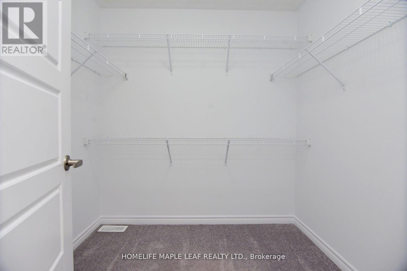 12 Eberly Woods Drive, Caledon, Ontario  L7C 4H8 - Photo 21 - W12454007