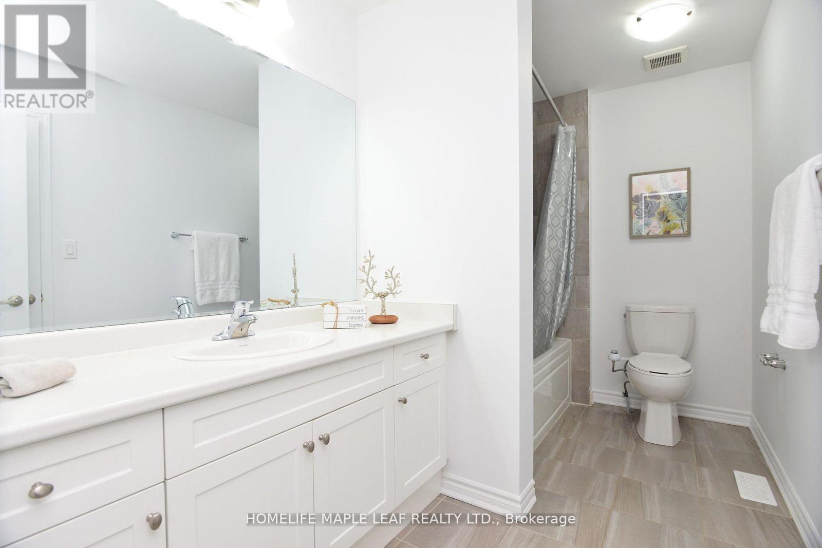 12 Eberly Woods Drive, Caledon, Ontario  L7C 4H8 - Photo 28 - W12454007