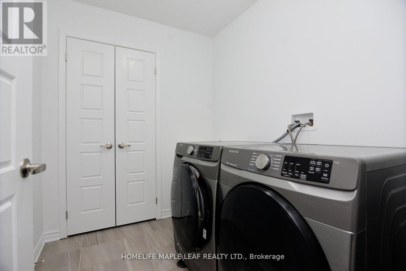 12 Eberly Woods Drive, Caledon, Ontario  L7C 4H8 - Photo 31 - W12454007