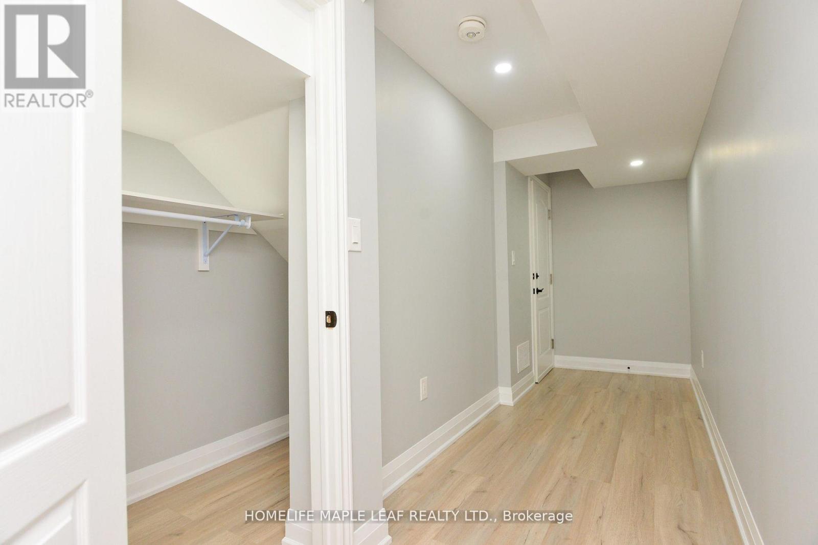 12 Eberly Woods Drive, Caledon, Ontario  L7C 4H8 - Photo 36 - W12454007