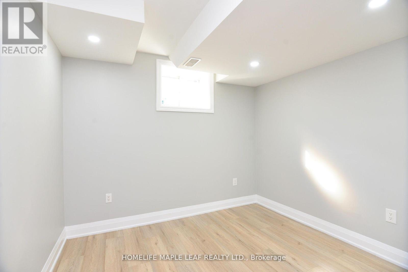 12 Eberly Woods Drive, Caledon, Ontario  L7C 4H8 - Photo 42 - W12454007
