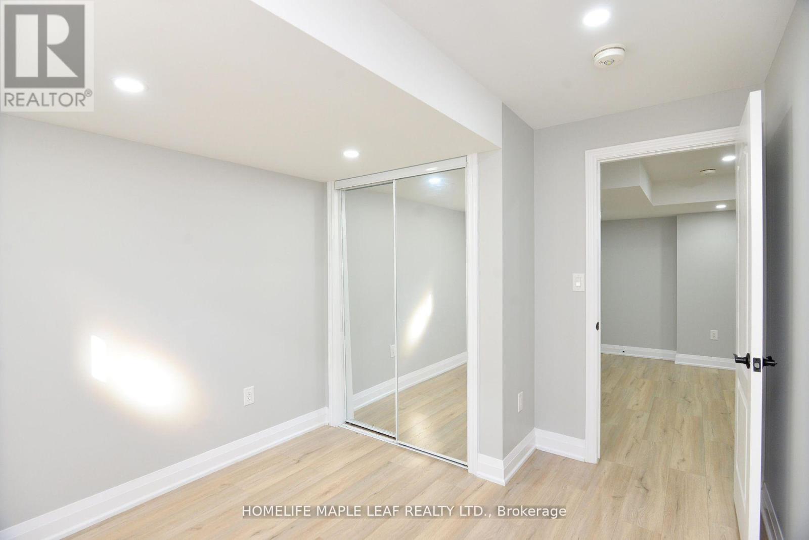 12 Eberly Woods Drive, Caledon, Ontario  L7C 4H8 - Photo 43 - W12454007