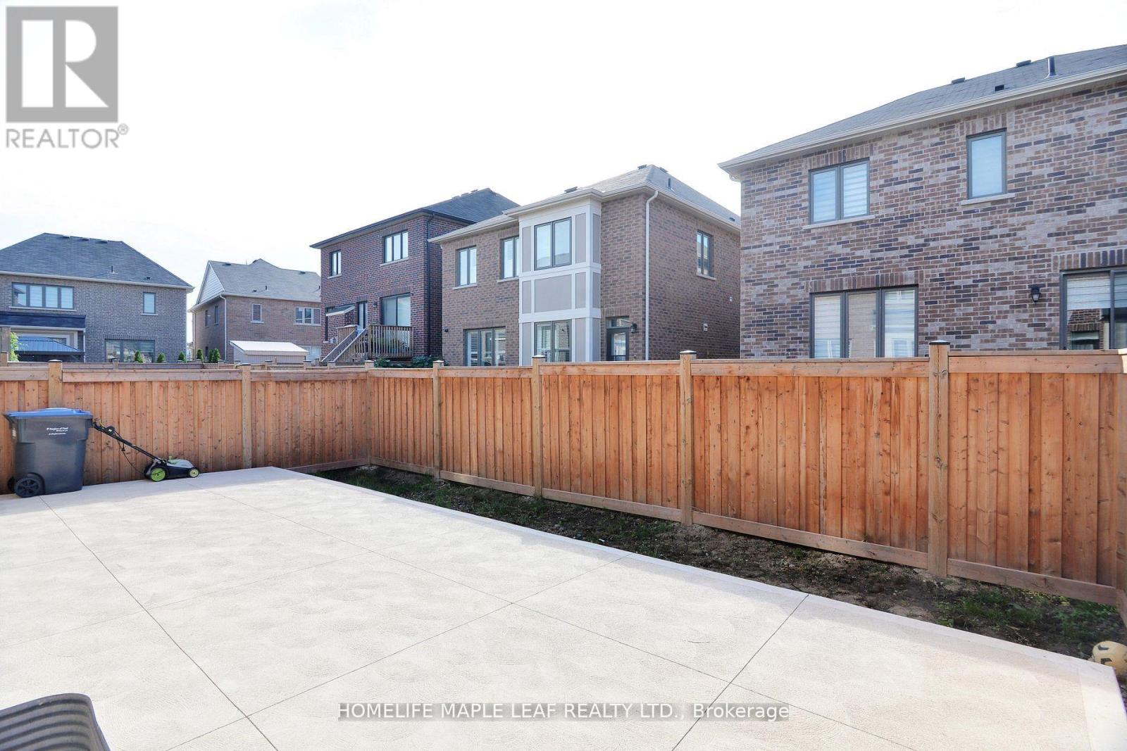 12 Eberly Woods Drive, Caledon, Ontario  L7C 4H8 - Photo 47 - W12454007
