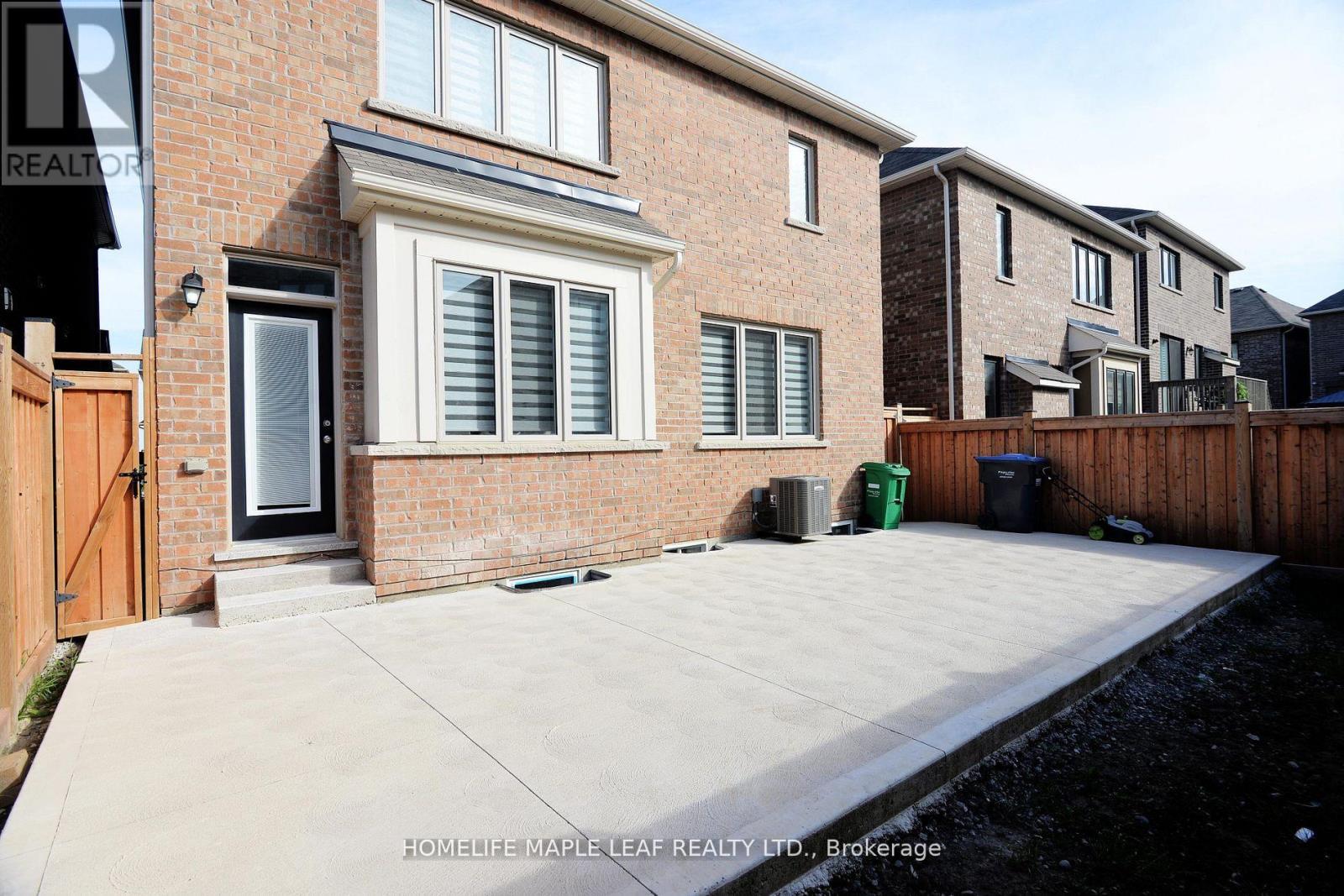 12 Eberly Woods Drive, Caledon, Ontario  L7C 4H8 - Photo 48 - W12454007