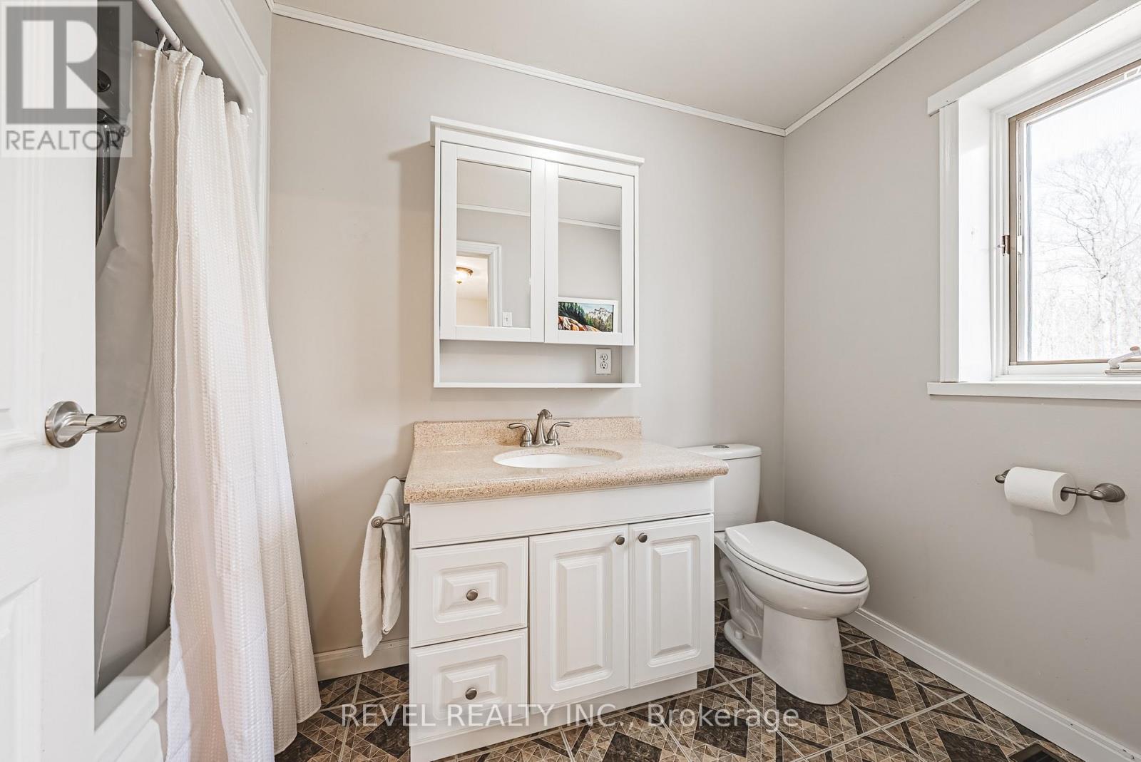 1325 3 Side Road, Milton, Ontario  L0P 1B0 - Photo 31 - W12454013