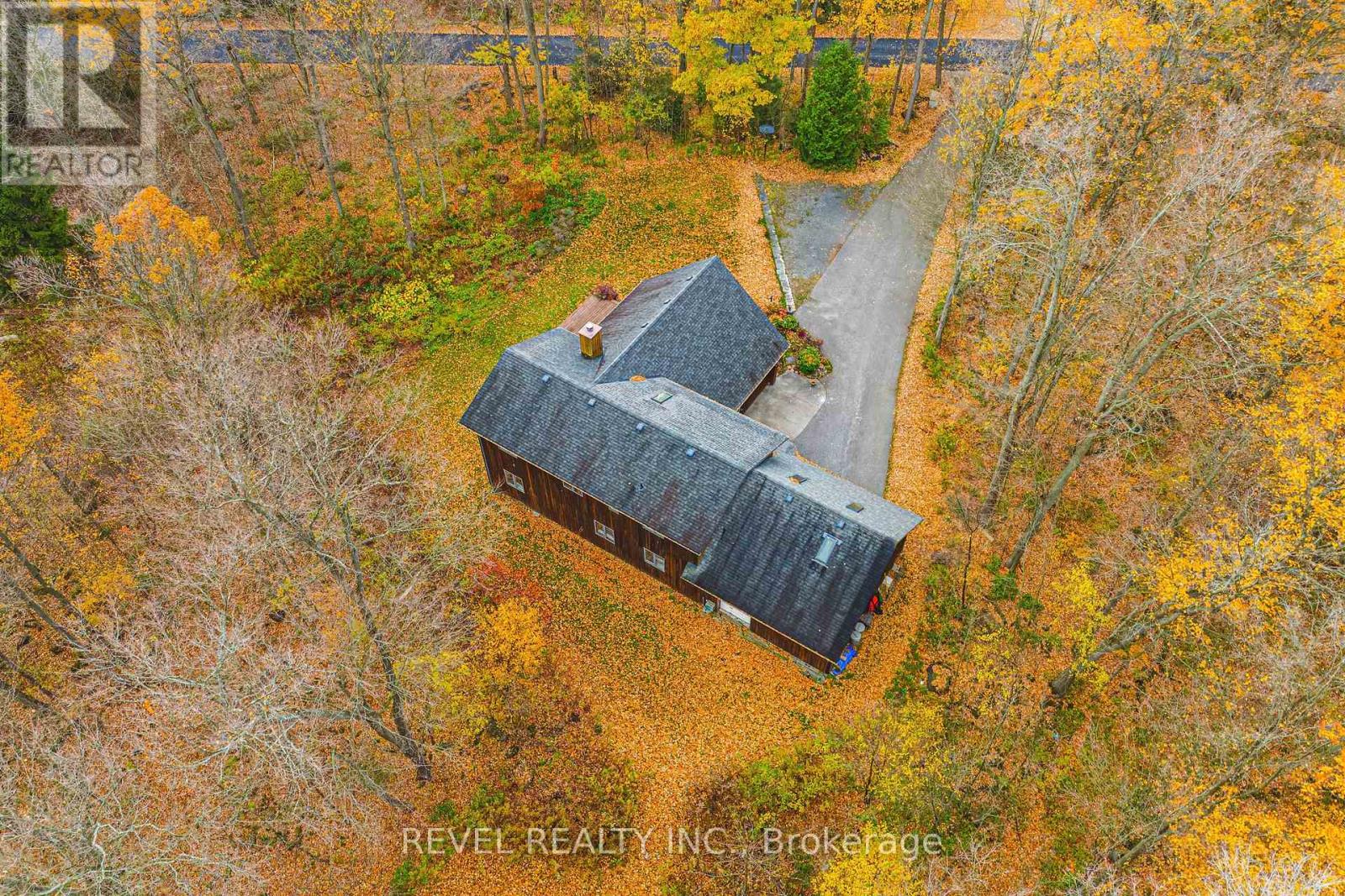 1325 3 Side Road, Milton, Ontario  L0P 1B0 - Photo 40 - W12454013