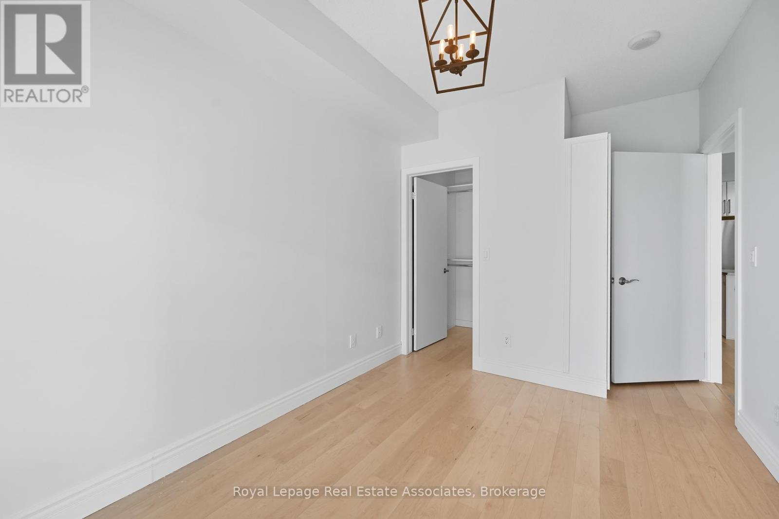 1407 - 551 Maple Avenue, Burlington, Ontario  L7S 1M7 - Photo 22 - W12454016