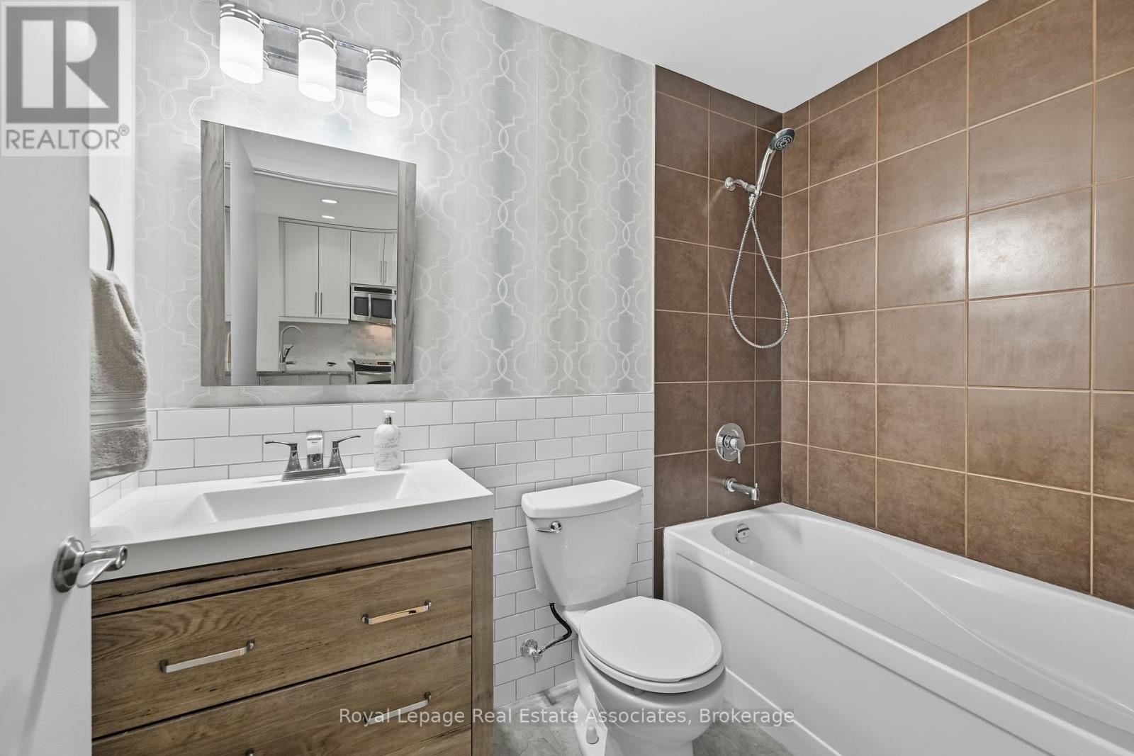 1407 - 551 Maple Avenue, Burlington, Ontario  L7S 1M7 - Photo 26 - W12454016