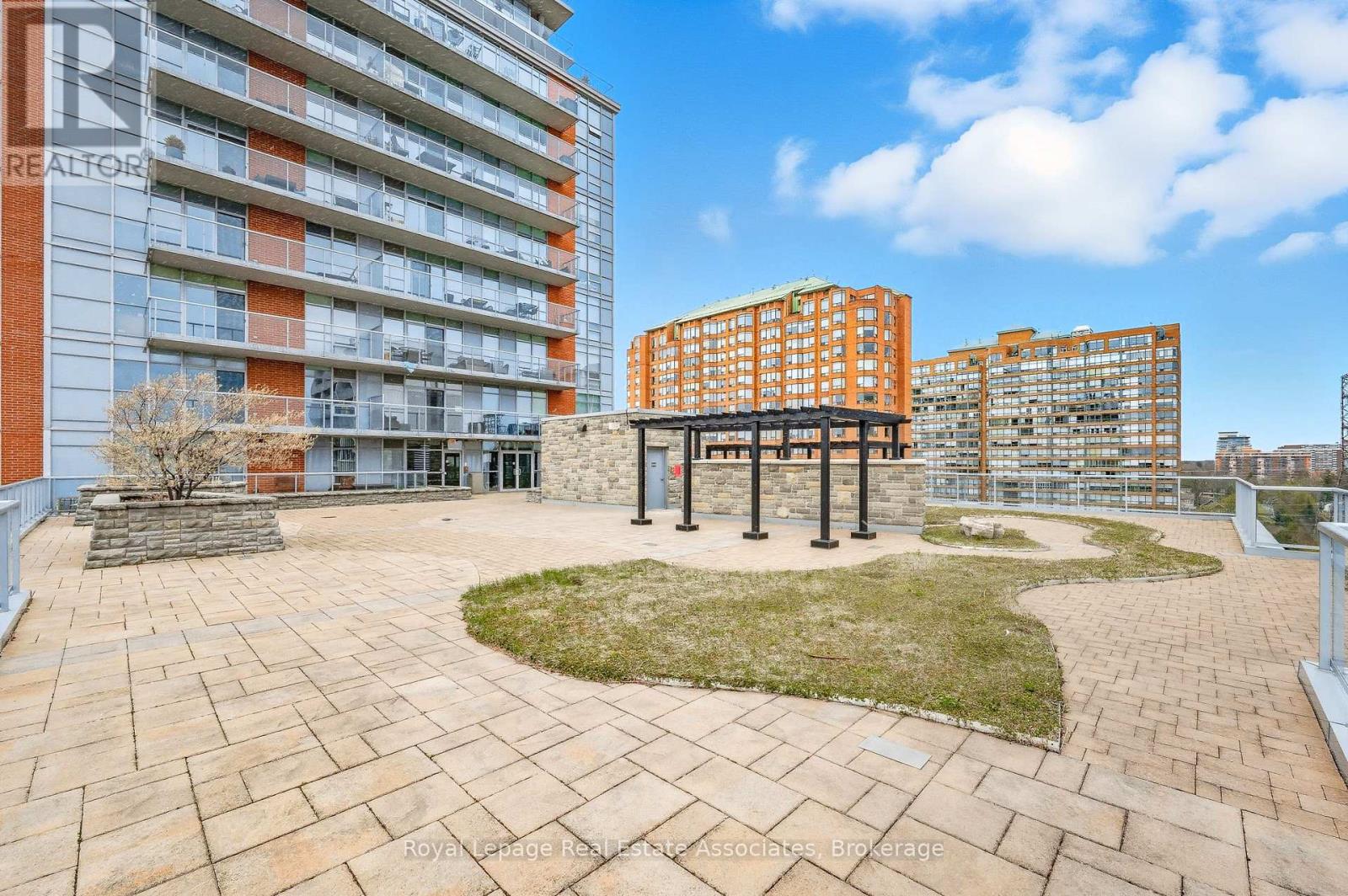1407 - 551 Maple Avenue, Burlington, Ontario  L7S 1M7 - Photo 41 - W12454016