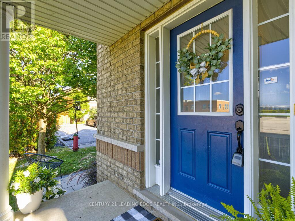 23 - 620 Ferguson Drive, Milton, Ontario  L9T 0M7 - Photo 3 - W12454023