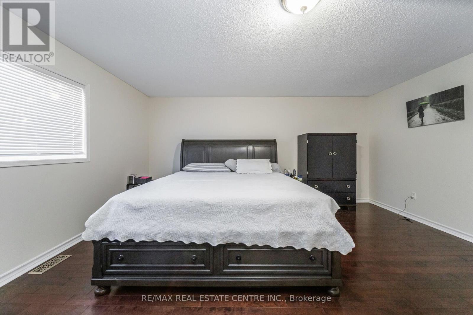 30 Florence Drive, Brampton, Ontario  L7A 2M2 - Photo 27 - W12454031