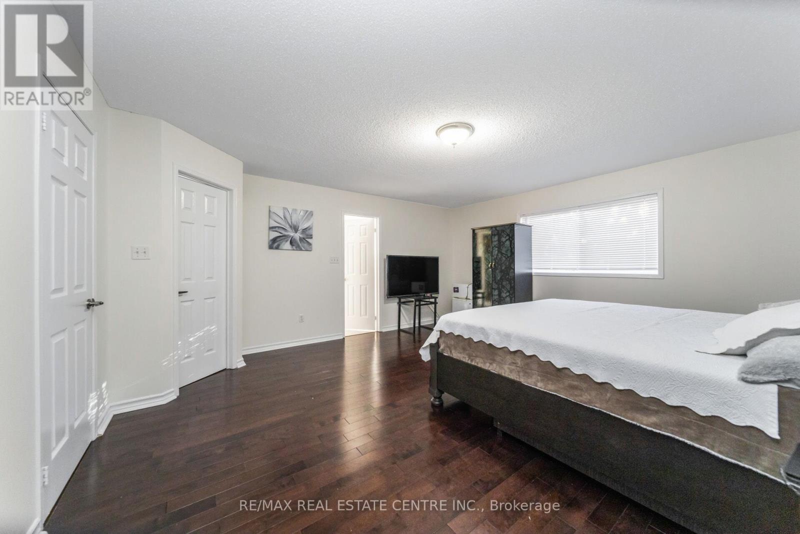30 Florence Drive, Brampton, Ontario  L7A 2M2 - Photo 28 - W12454031