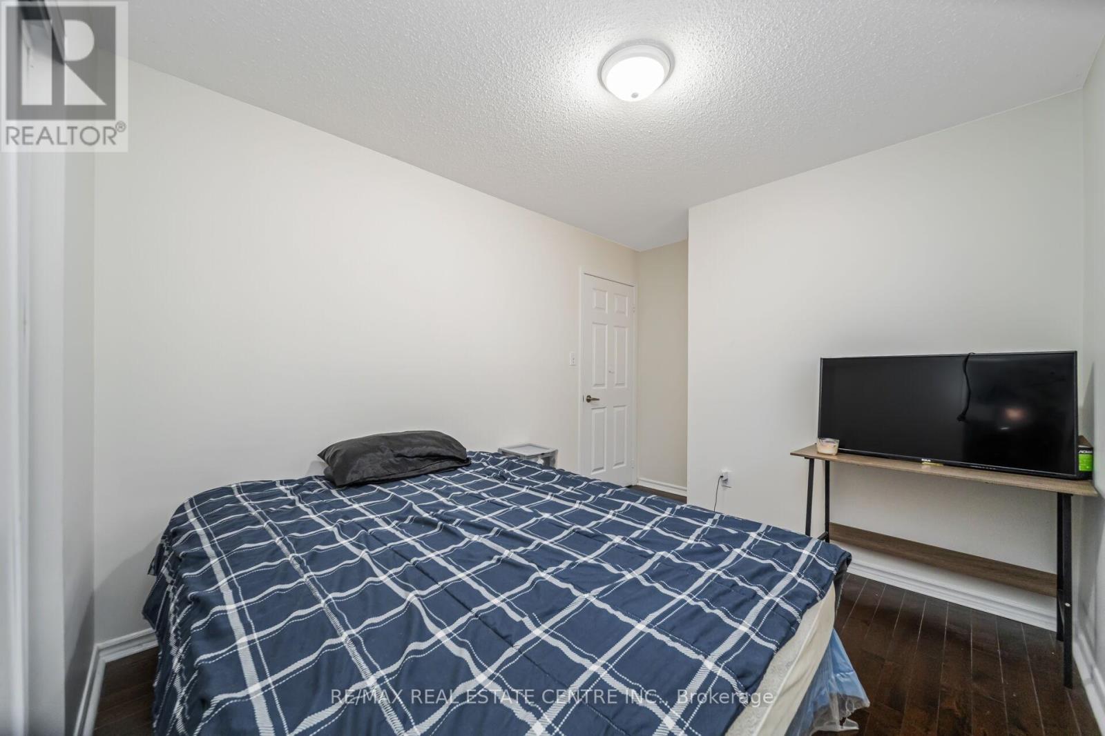 30 Florence Drive, Brampton, Ontario  L7A 2M2 - Photo 37 - W12454031
