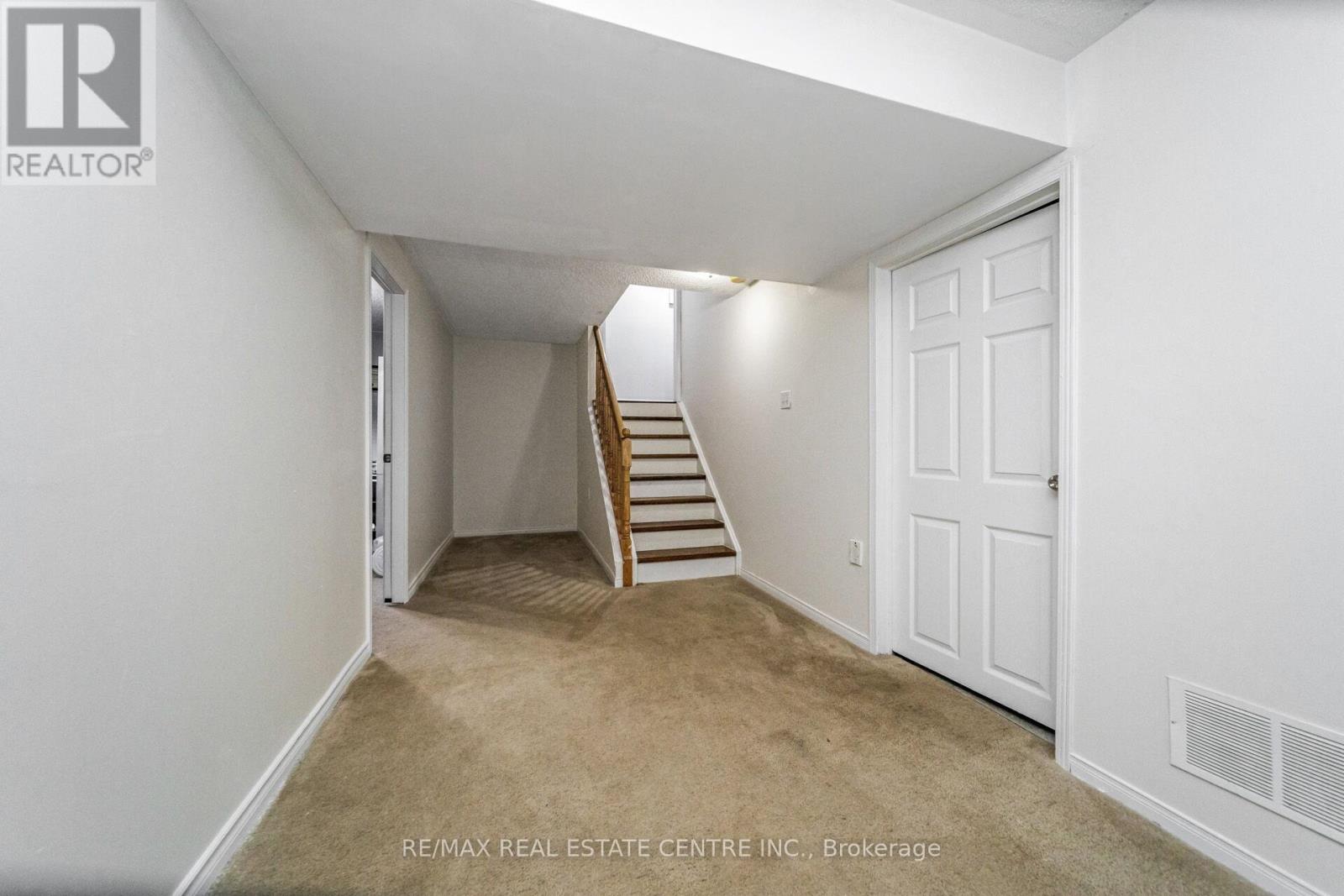 30 Florence Drive, Brampton, Ontario  L7A 2M2 - Photo 43 - W12454031