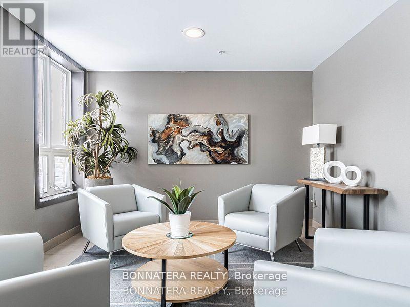 209 - 5010 Corporate Drive, Burlington, Ontario  L7L 0H6 - Photo 2 - W12454052