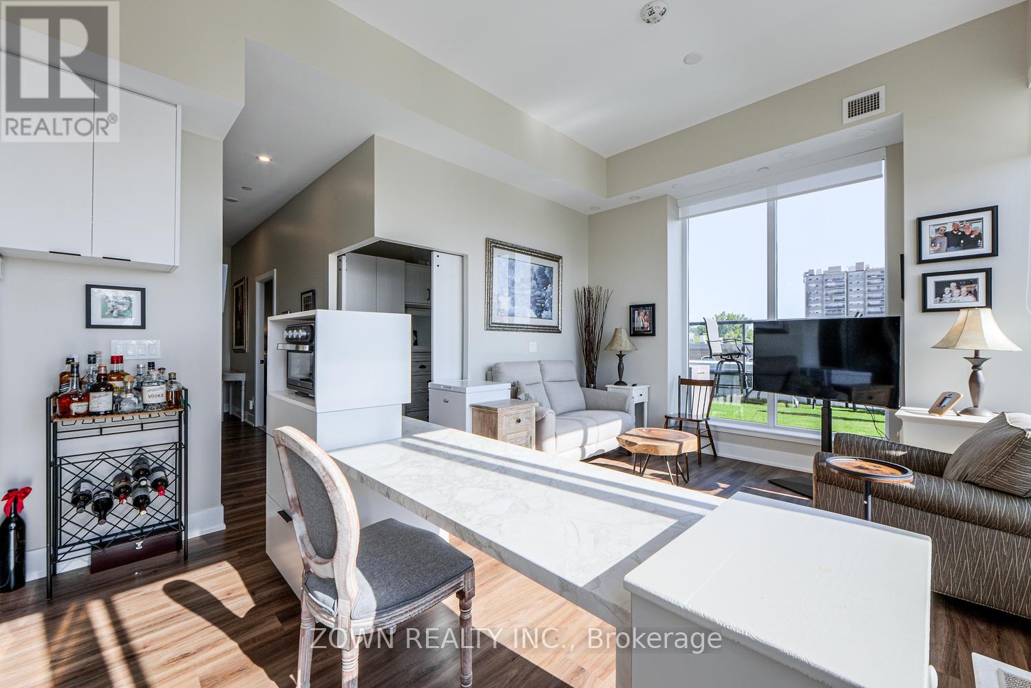 403 - 370 Martha Street, Burlington, Ontario  L7R 0G9 - Photo 41 - W12454062