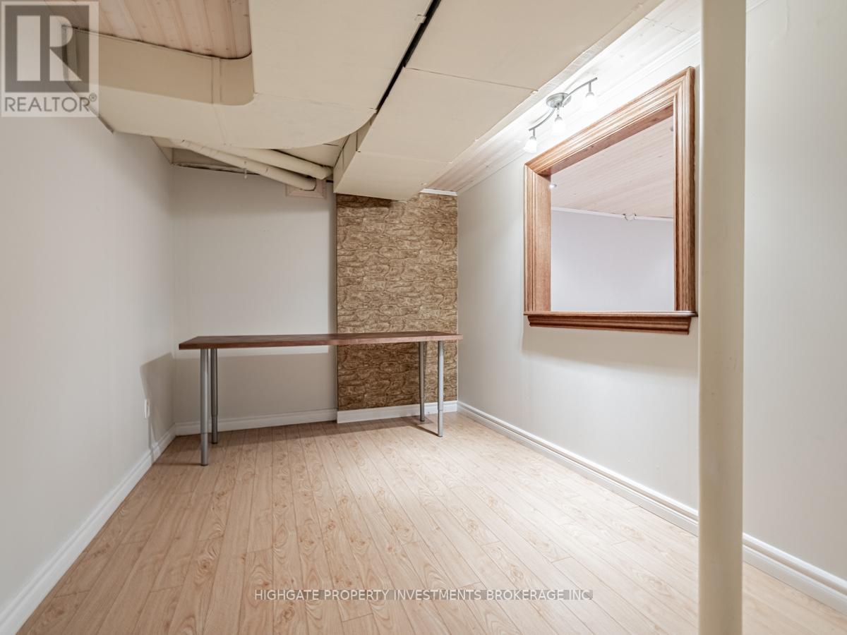 82 Ravenscrest Drive, Toronto, Ontario  M9B 5N3 - Photo 21 - W12454074