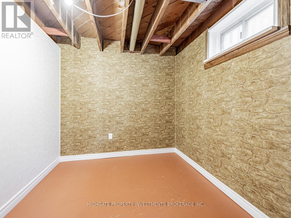 82 Ravenscrest Drive, Toronto, Ontario  M9B 5N3 - Photo 25 - W12454074