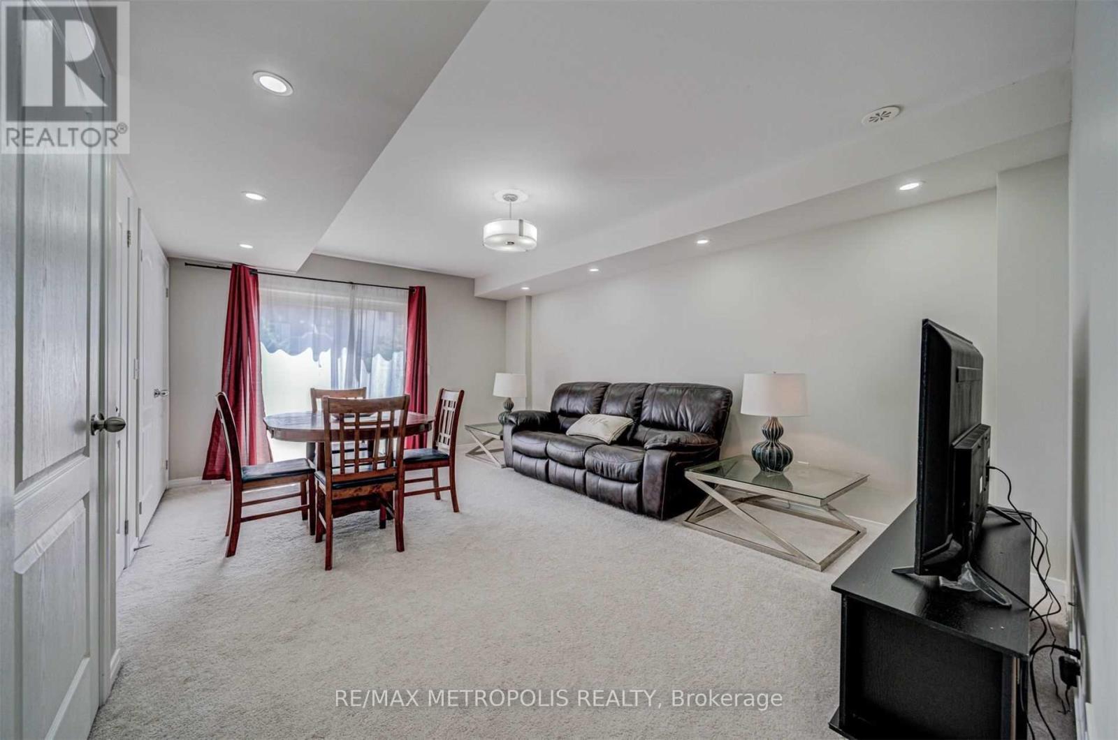 183 - 128 Cedar Lake Crescent, Brampton, Ontario  L6Y 0W3 - Photo 22 - W12454077